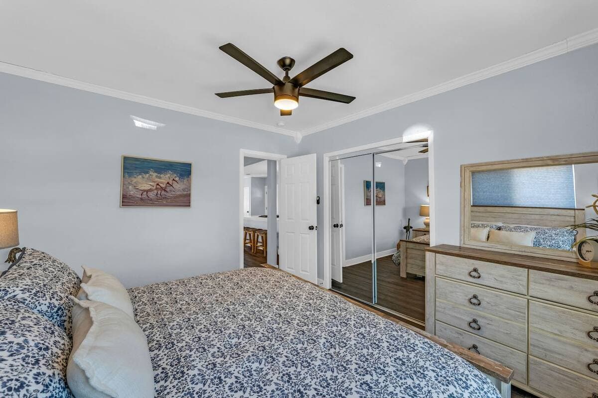 Oasis by the Bay 22