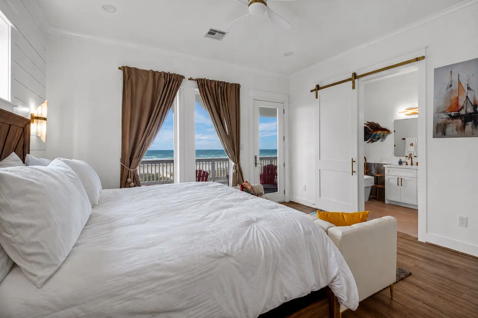 Top-Floor Condo at Pointe West — photo 14