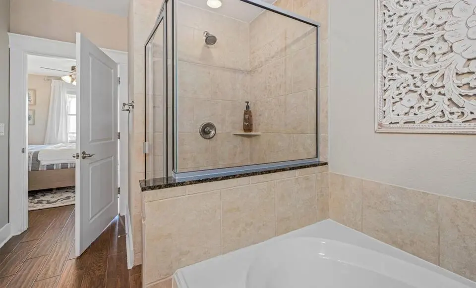 Top-Floor Condo at Pointe West — photo 19